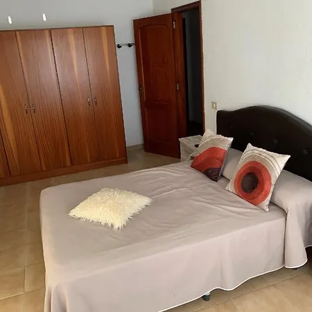 Agradable Apartamento Grande A 20 Sg De La Playa Апартаменты Арона